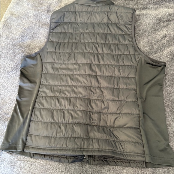 Maurices Plus Size Gray Quilted Vest - Picture 2 of 4